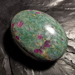 Rubis sur fuchsite - Pièce unique 3 - 4eme chakra